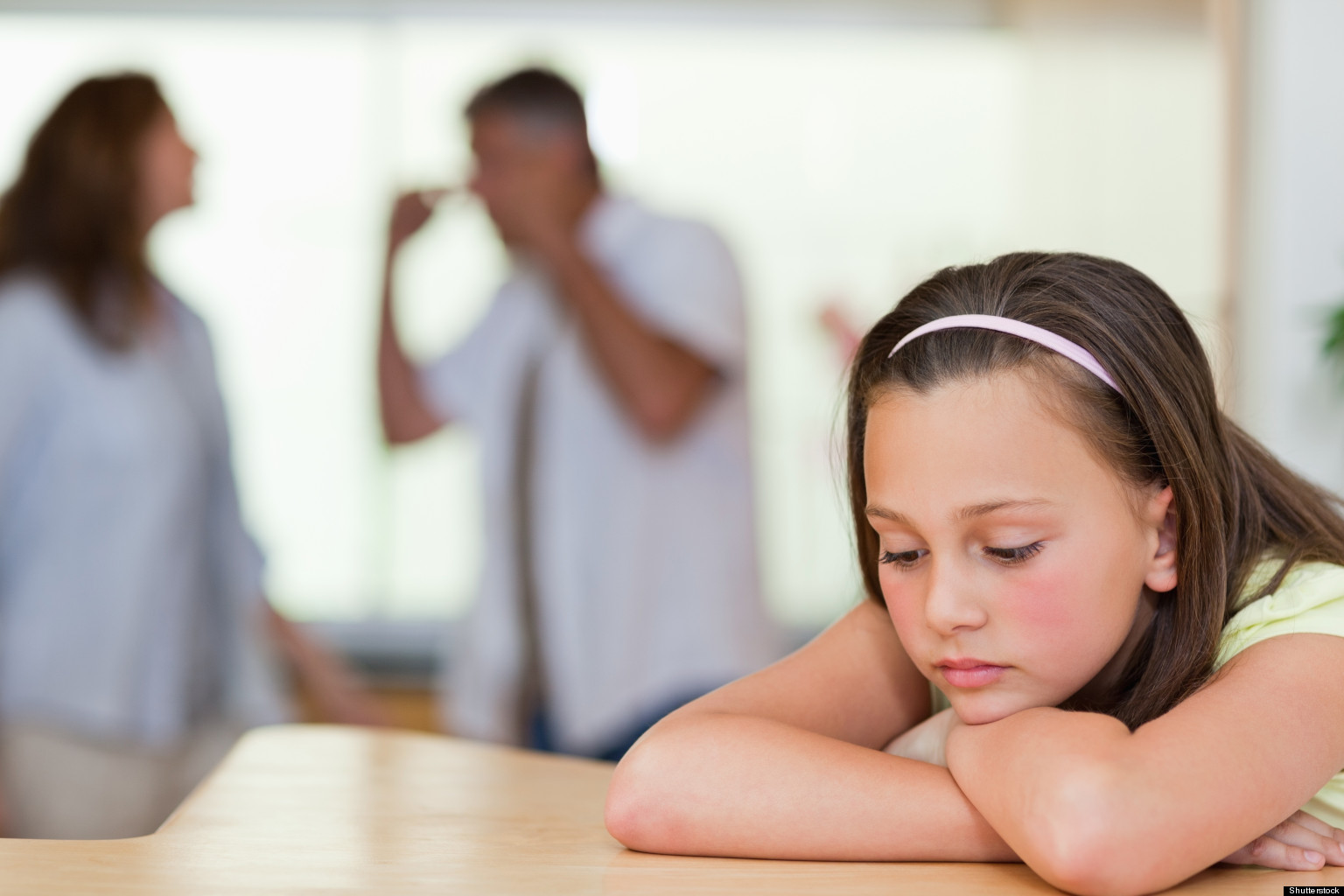Fighting In Front Of Kids Arguments Between Mom And Dad Can Affect ... image pic