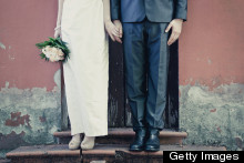 Should You Really Be Husband-Hunting At 19? MyDaily Discusses
