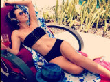Dannii Minogue Shows Off Bikini Body On...