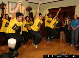Bollywood Dancers Visit Kids' Care Home