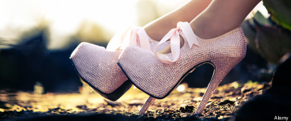 Shoes online. Lady shoe stores