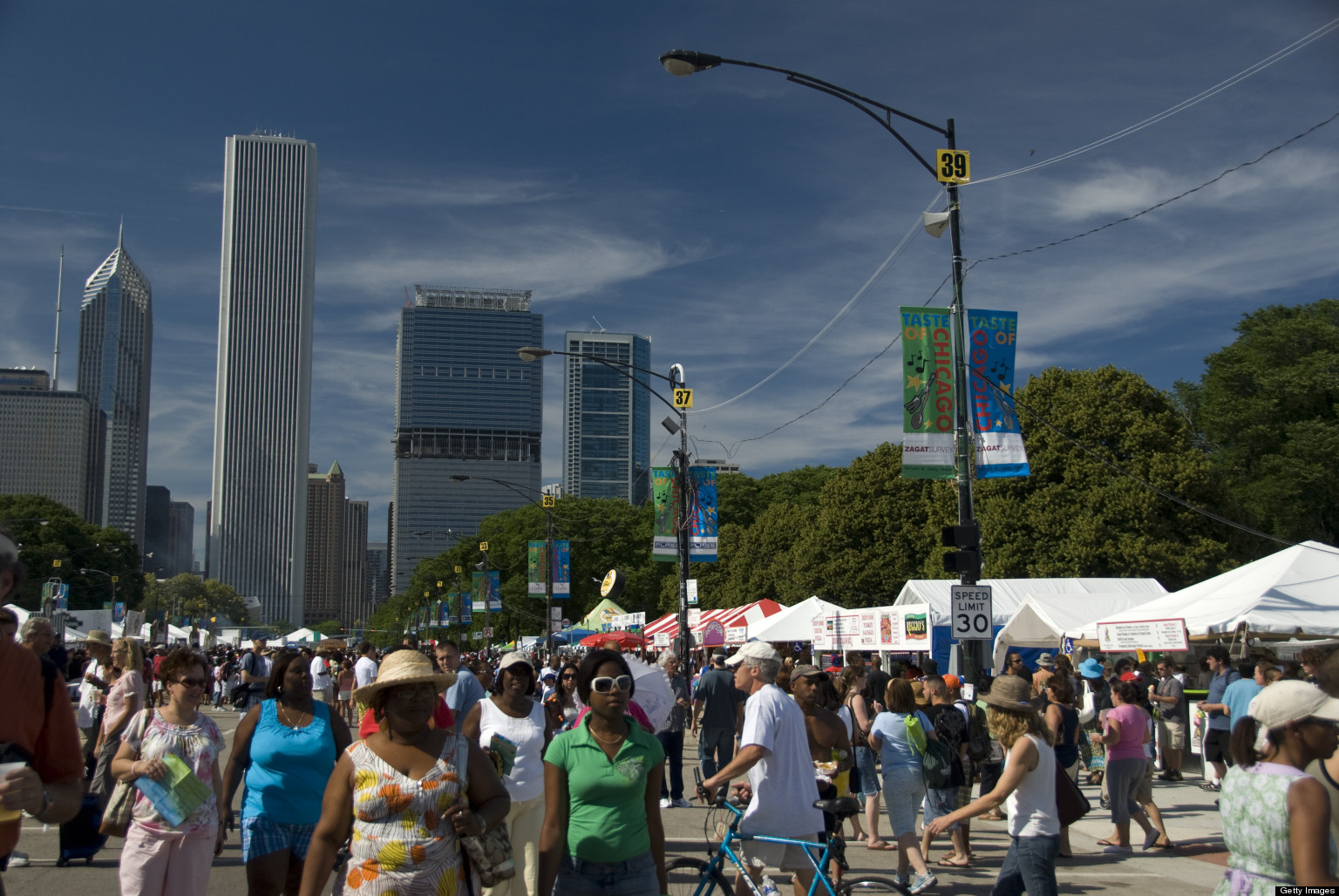 Food Trucks At Taste Of Chicago Fest To TruckBased Vendors