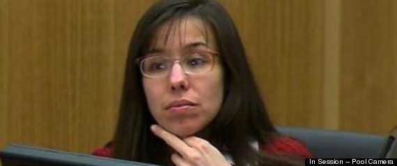 r-JODI-ARIAS-MIDDLE-FINGER-large570.jpg?6