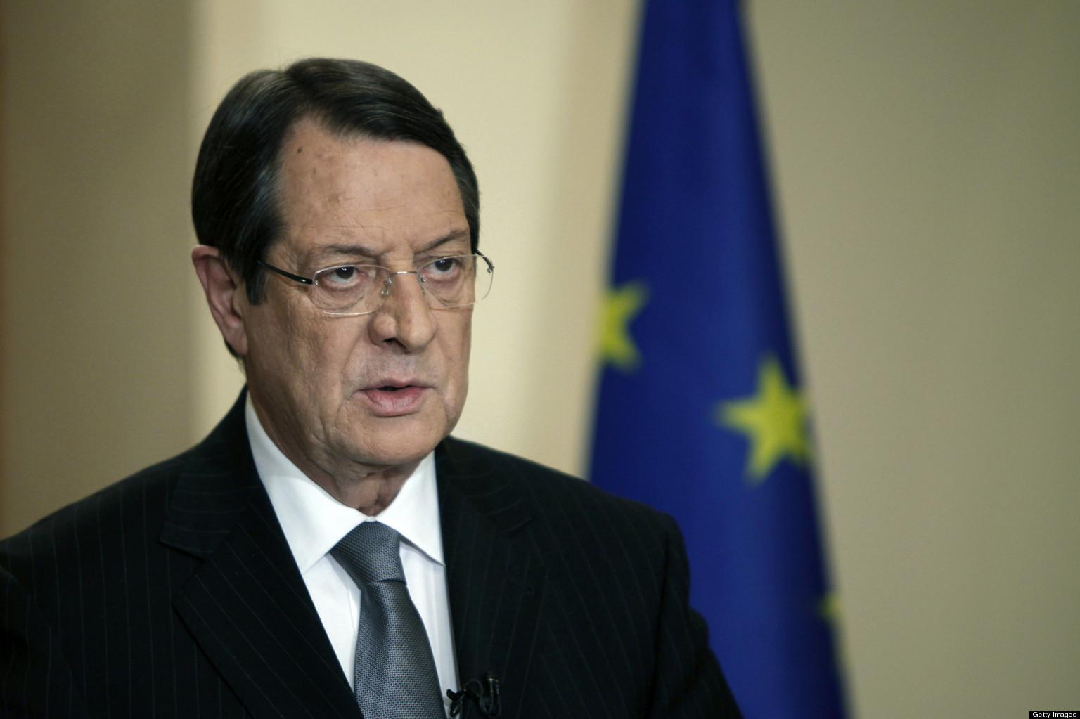 Президент Кипра по-джентльменски ушел от ответа на вопрос