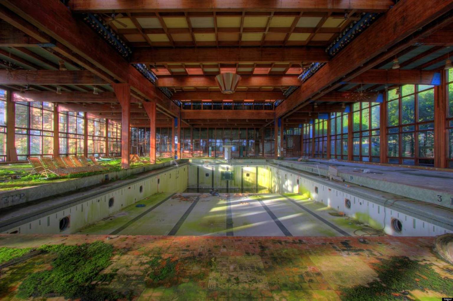 http://i.huffpost.com/gen/1088186/thumbs/o-ABANDONED-PLACES-facebook.jpg