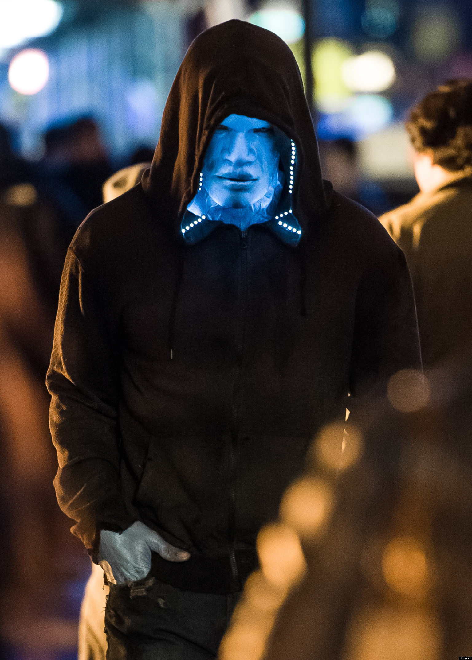 FIRST LOOK Jamie Foxx Debuts Blue Look As Villain Electro In 'Amazing