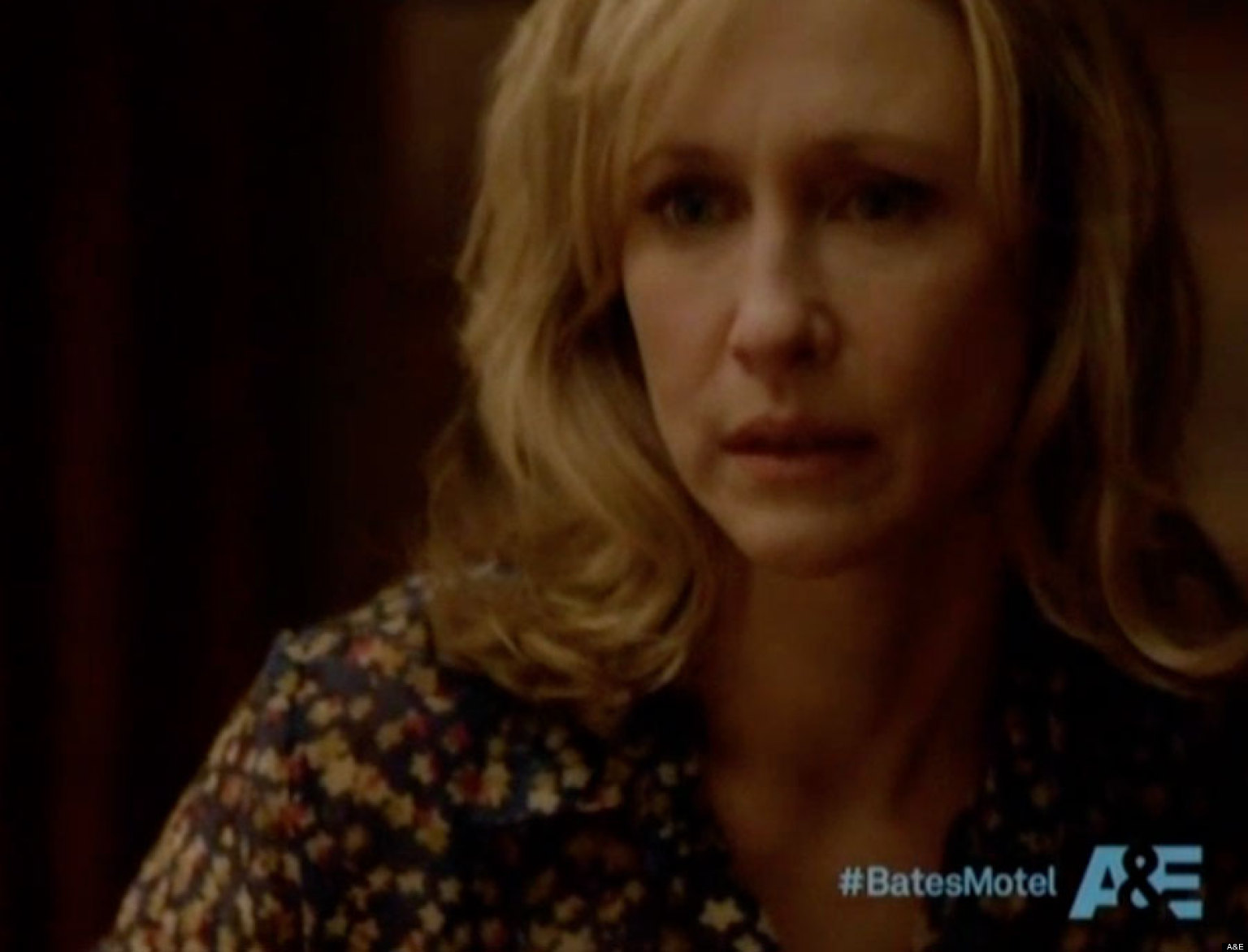 Bates Motel Norman Bails His Mother Out Of Jail And Rescues A Sex 