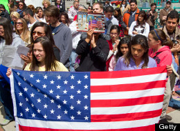 Sondeo: 87% de los indocumentados hispanos aspiran a solicitar la ciudadanía estadounidense