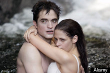 Gasp! Kristen Stewart And Robert Pattinson Looking For A Film To Star In Together