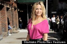 Kate Hudson Looks AMAZING In This Leather Pencil Skirt