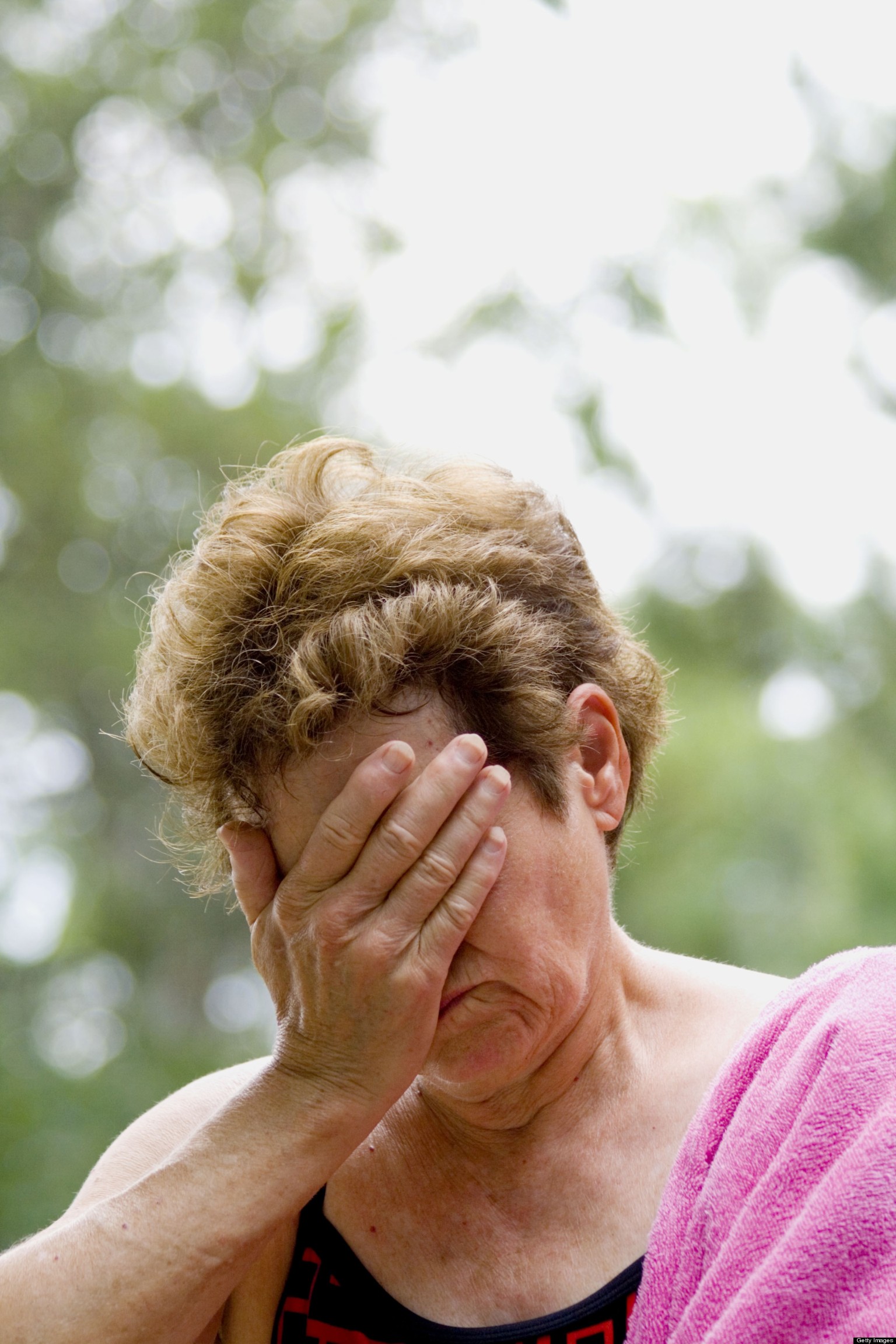 alzheimer-s-caregivers-5-ways-to-deal-with-your-loved-one-s