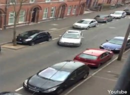 La mujer que tardó 30 minutos en aparcar y otros estacionamientos desastrosos (VÍDEOS)
