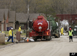 Missouri Oil Spill: Exxon Pegasus Pipeline Leaks Again, One Month After Mayflower, Arkansas Rupture