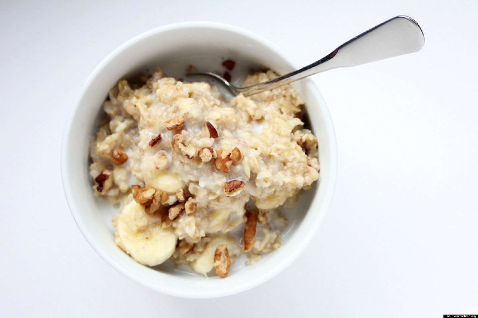 How To Cook Oatmeal On Your Stovetop (Rolled And Steel-Cut) | HuffPost