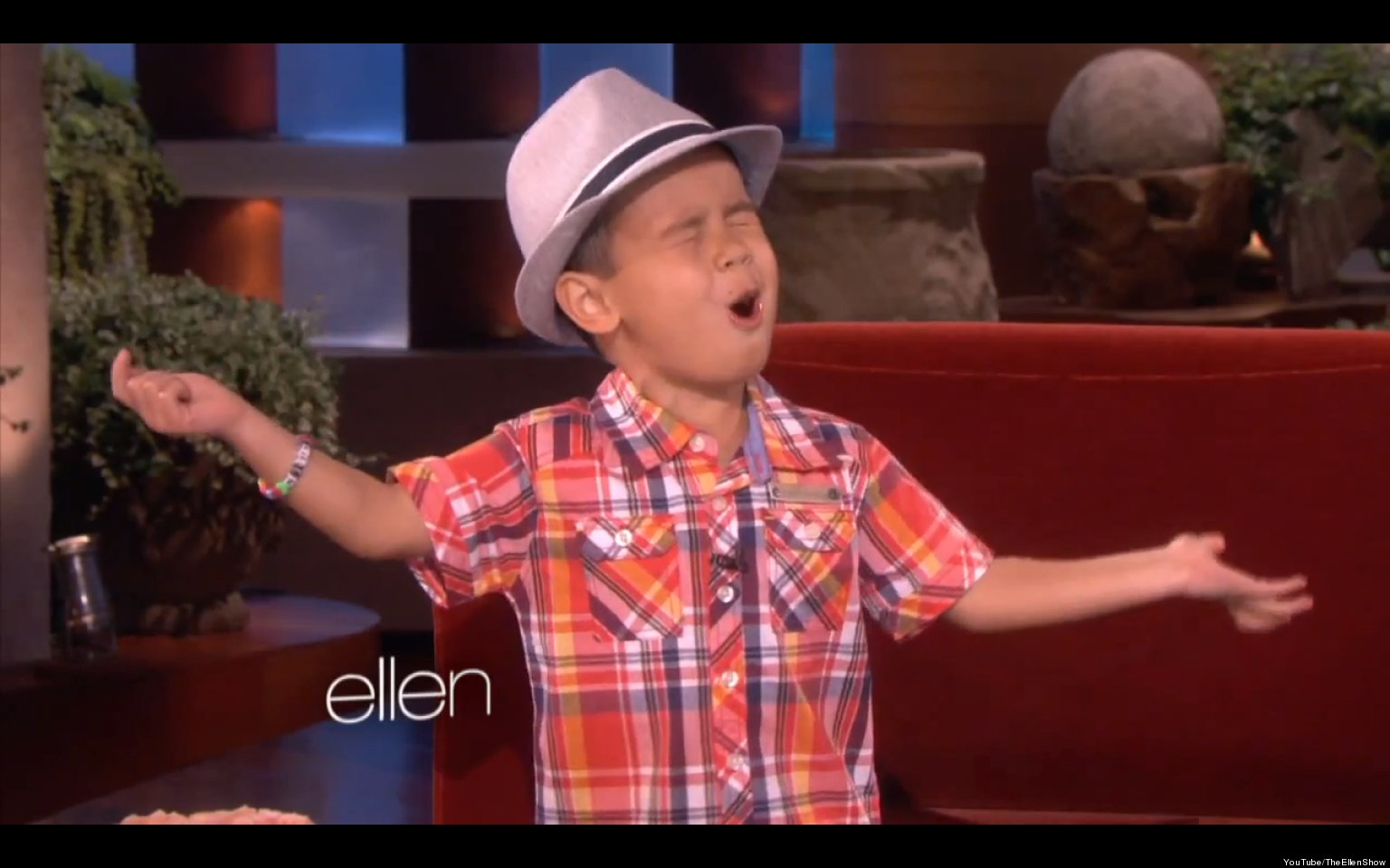 Kai Langer Asks Ellen To Be His Girlfriend Performs When I Was Your