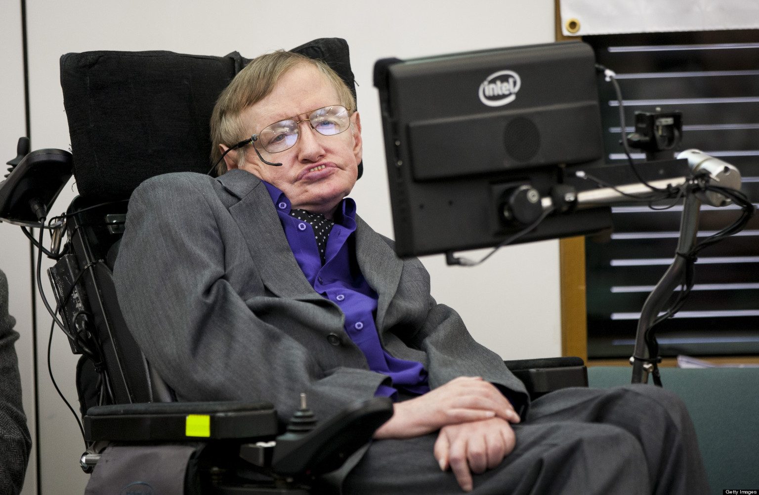 o-STEPHEN-HAWKING-facebook.jpg