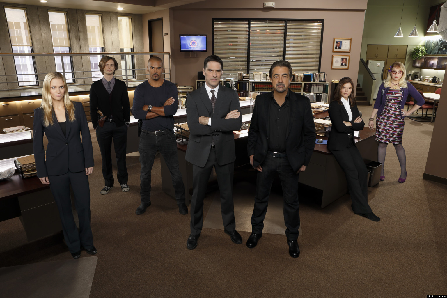 'Criminal Minds' Renewed For Season 9 On CBS, Entire Cast Returning