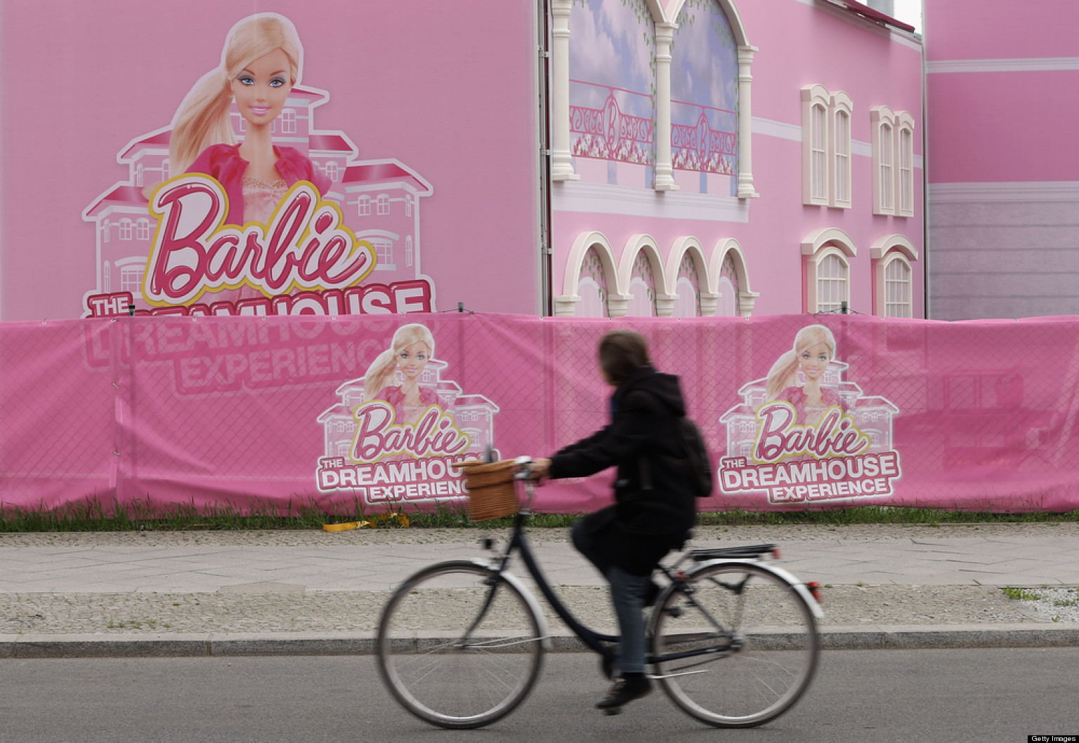 Barbie dreamhouse protest berlin feminists oppose life size replica of famous dolls mansion huffpost