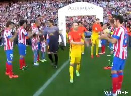 El pasillo del Atlético al Barça (VÍDEO)