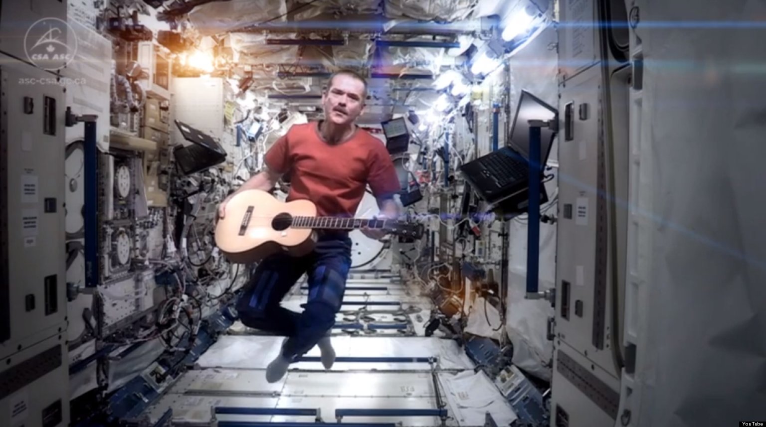 Astronaut Chris Hadfield Sings David Bowie's 'Space Oddity' Aboard The