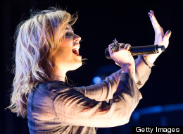 Demi Lovato Performs New Song! (VIDEO)