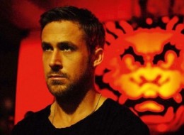 Ryan Gosling se met à la boxe thaï à Cannes (PHOTOS/VIDÉOS)