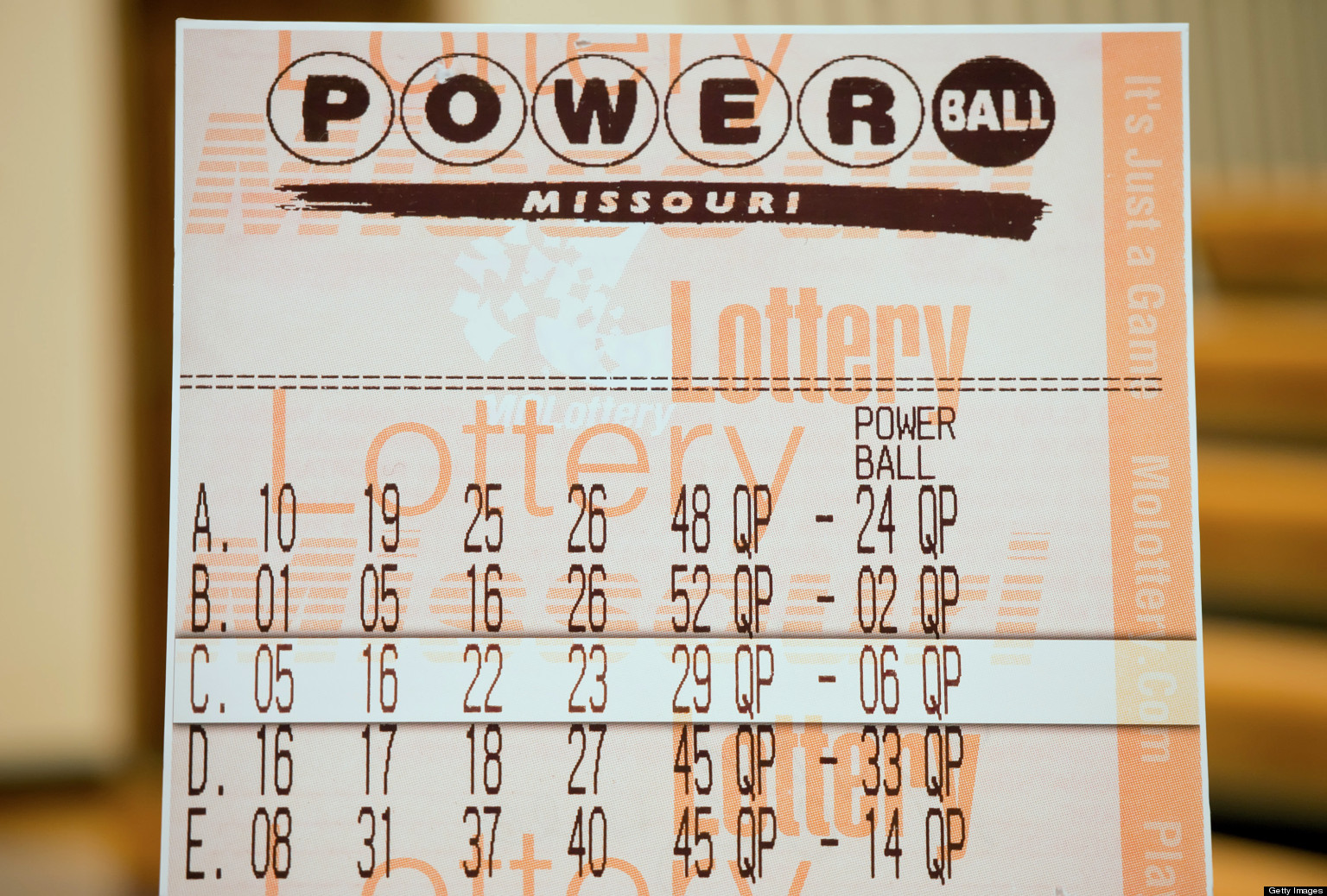 Winning Powerball Numbers May 15: 2, 11, 26, 34, 41 And 32 