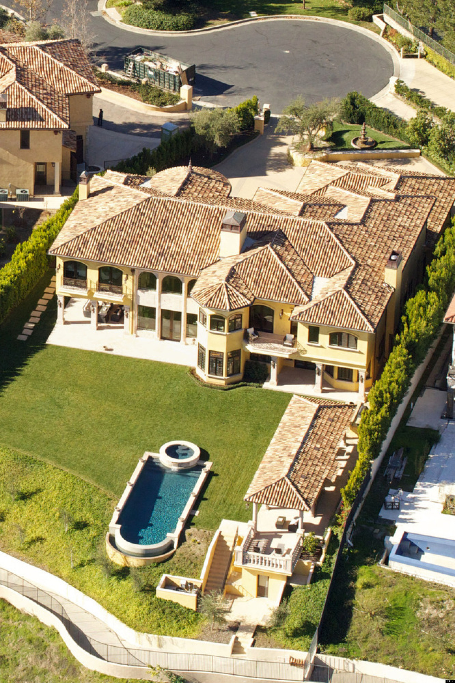 Celebrity Homes: 37 Amazing Celeb Abodes That Will Make You Want To Be Rich And Famous (PICS 