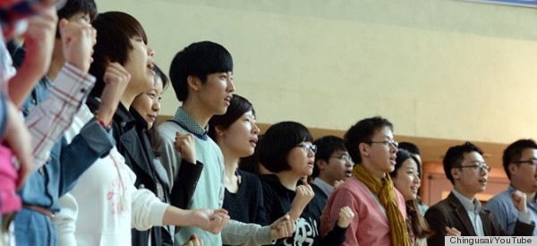 South Koreans Sing Against Homophobia (VIDEO)
