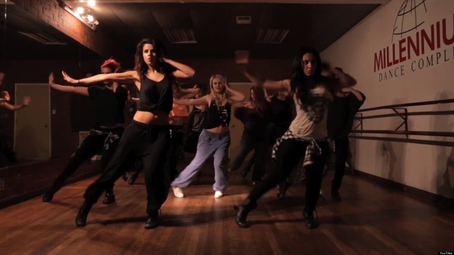 Selena Gomez's Dance Rehearsal For 'Come And Get It' (VIDEO) | HuffPost1536 x 863
