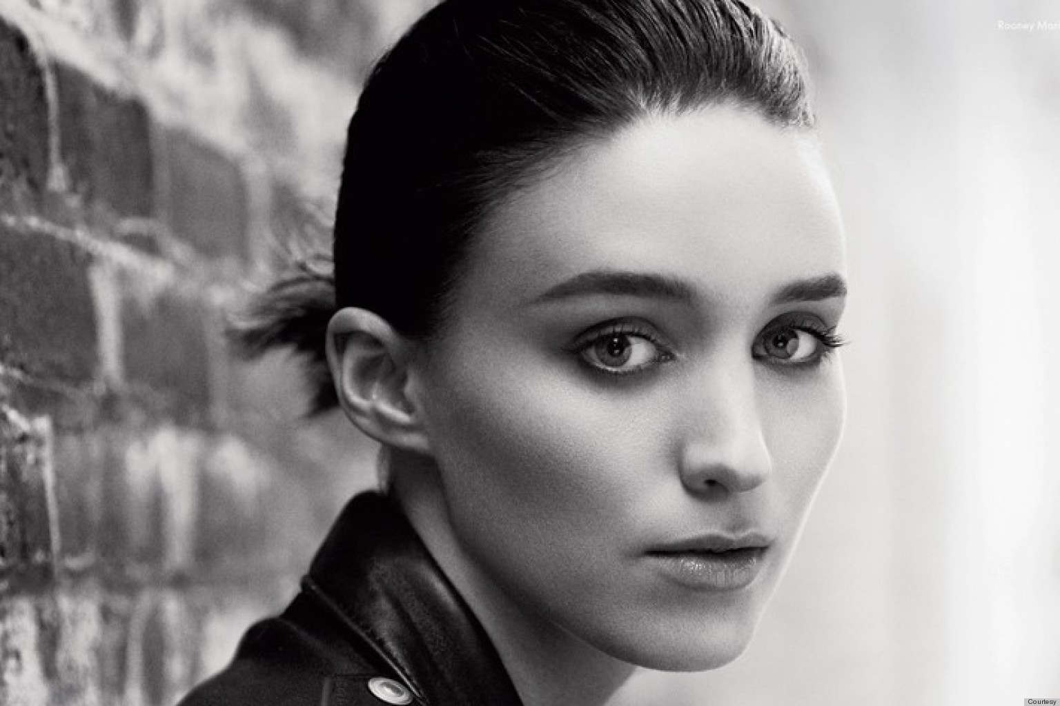 o-ROONEY-MARA-CALVIN-KLEIN-facebook.jpg