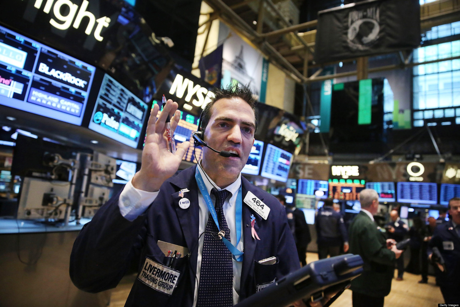 Dow Rises 121 Points As Stocks End 4th Straight Week Of ...