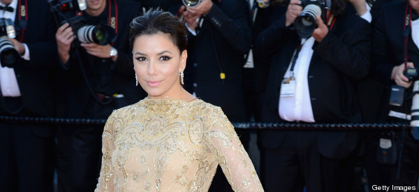 ¡Espalda al desnudo! Así lució Eva Longoria en Cannes (FOTOS)