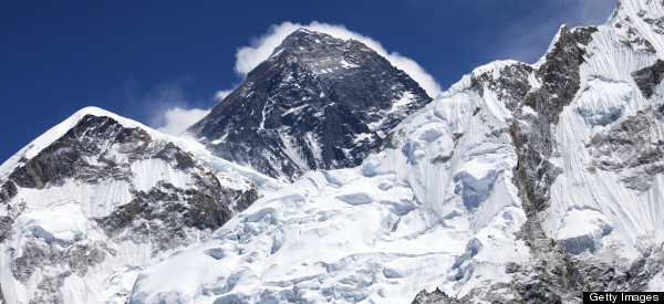 First Saudi Woman Ever Climbs Mount Everest
