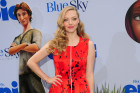 Amanda Seyfried Is Stunning In Scarlet At...
