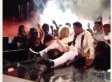 Cantante golpea horrible a una chica en los Billboard Awards (VIDEO)