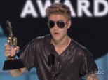 Justin Bieber Booed
