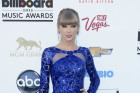 Electric Frock! Taylor Swift Wins...