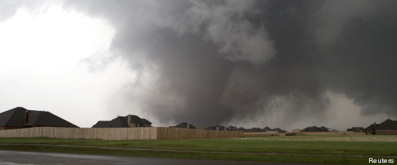 r-TORNADE-OKLAHOMA-large570.jpg