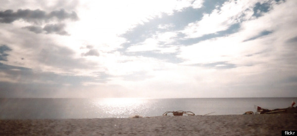 LOOK: Find A Moment Of Peace, This Instant