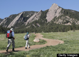 http://i.huffpost.com/gen/1149765/thumbs/s-NAKED-CU-BOULDER-STUDENT-large.jpg?6