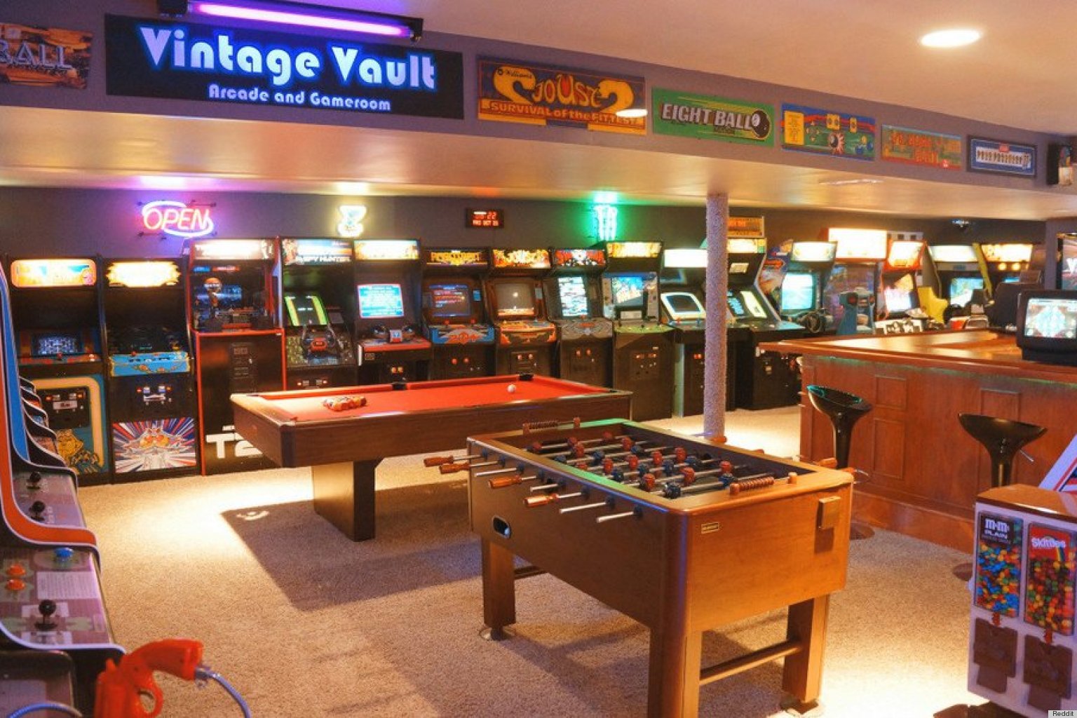 Home Arcade Game Room - Viewing Gallery