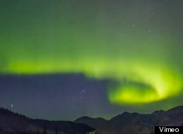 WATCH: The Northern Lights Over Jasper Are STUNNING
