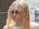 PICS: Dakota Fanning Is Just Like Us