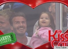 El beso del día: David y Harper Beckham en la Kiss Cam (VIDEO)