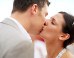Love Is In The Air! 18 Incredible First Kiss Photos