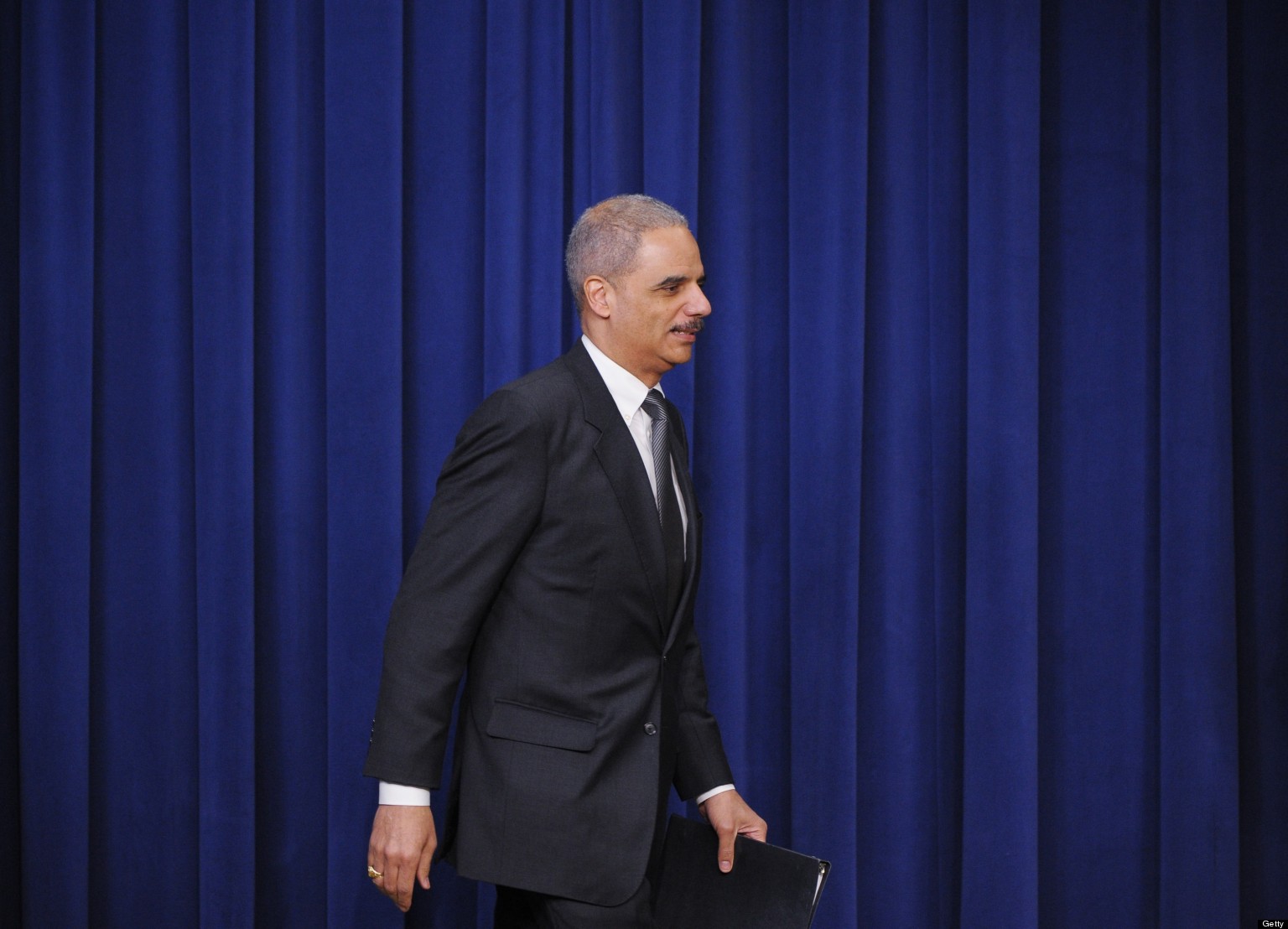 Eric Holder, Journalists Meet Again Under Loosened Rules HuffPost