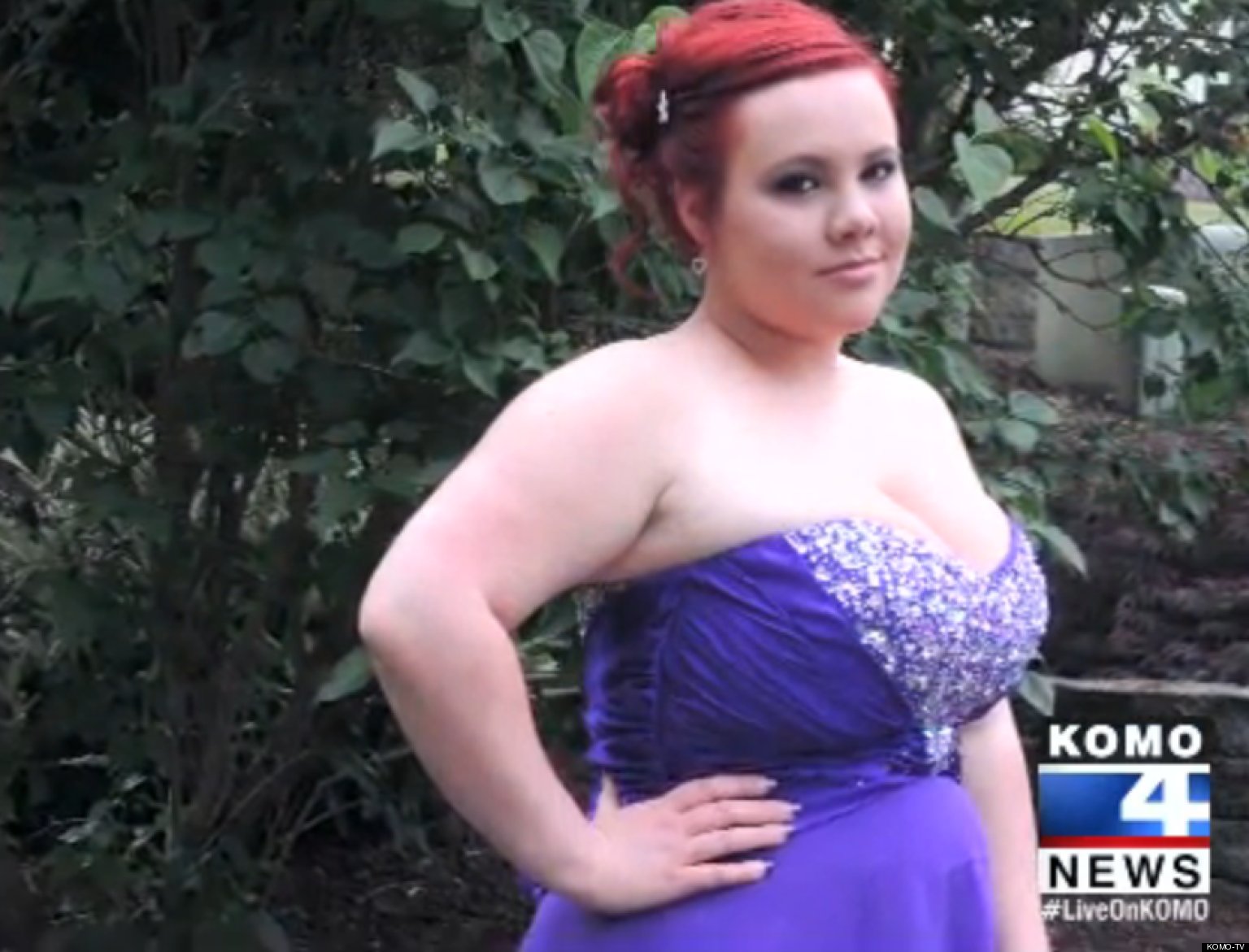 Britanny Minder Refused Entry To Prom Because Of Her Chest Size Huffpost