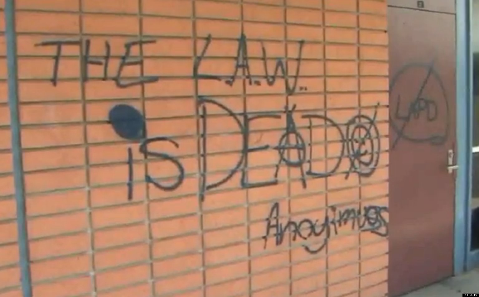 Los Angeles School Vandalism Includes Swastikas, Possible Threat To President Obama ...1536 x 953