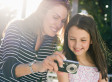 Mamá en acción: Cómo tomar mejores fotos a los niños (VIDEO)